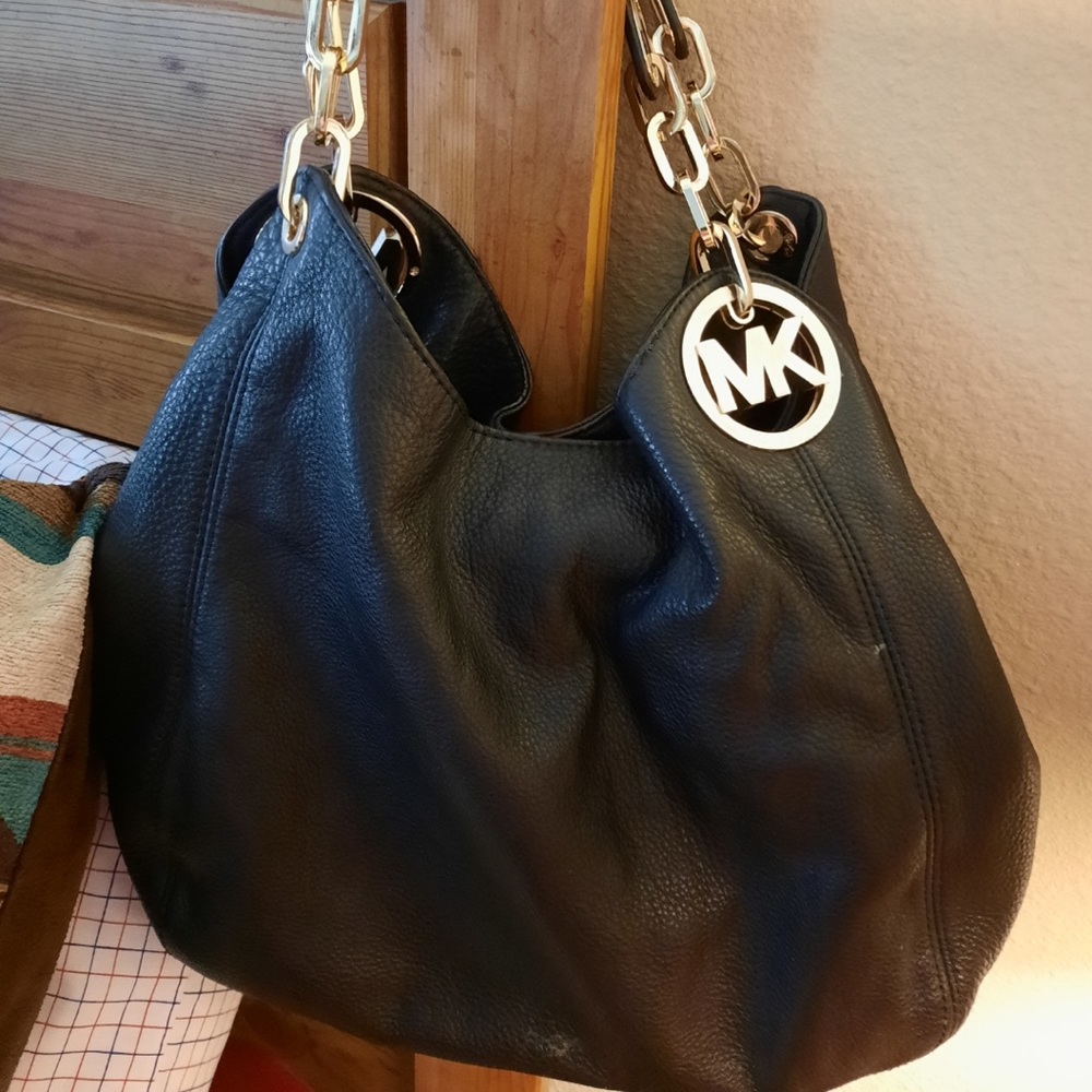 Michael Kors Black Shoulder Bag** New Condition